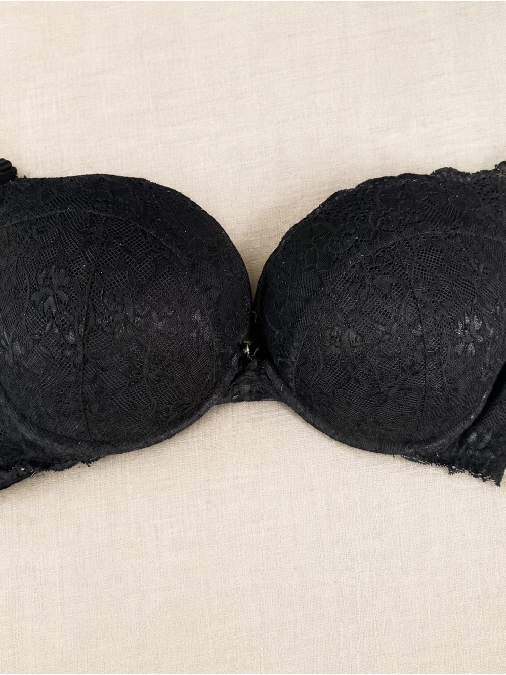 Sexy Torrid Curve Black Lace Underwire Bra Size 40D Lightly Padded Full Coverage
